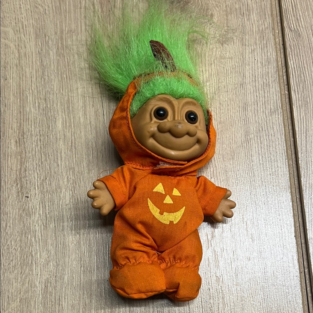 Pumpkin Vintage Troll Costume with Green Hair